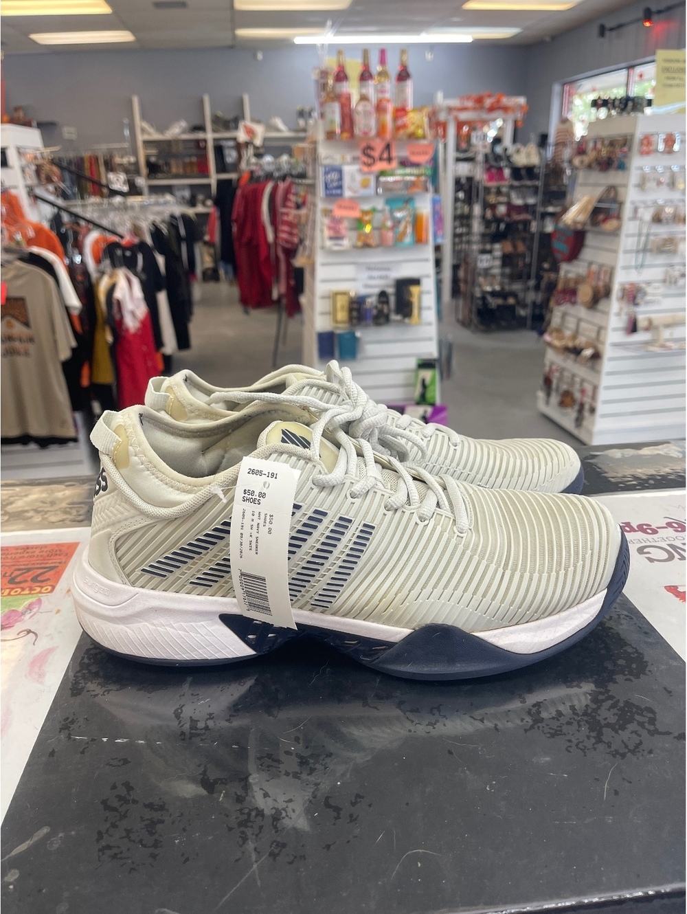 K-Swiss Hypercourt Men's Sneakers Size 10 White